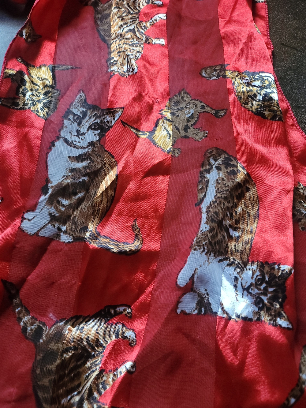 Vintage Red Cat-Print Silky Scarf